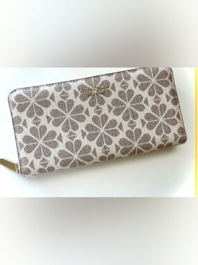 Kate Spade Flower Jacquard Zip-around Continental Wallet NEW♠️